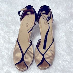 Forever 21 Women’s Gold Satin and Black High Heels- Size 7